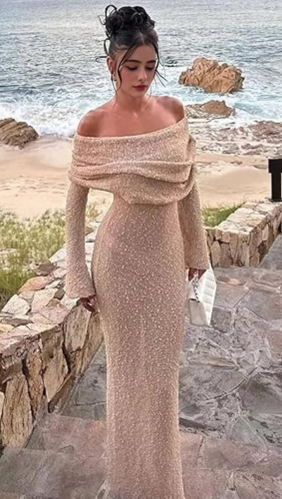 APRICOT VACATION - STYLE RÜCKENFREIES MAXIKLEID MIT BOOTAUSSCHNITT 