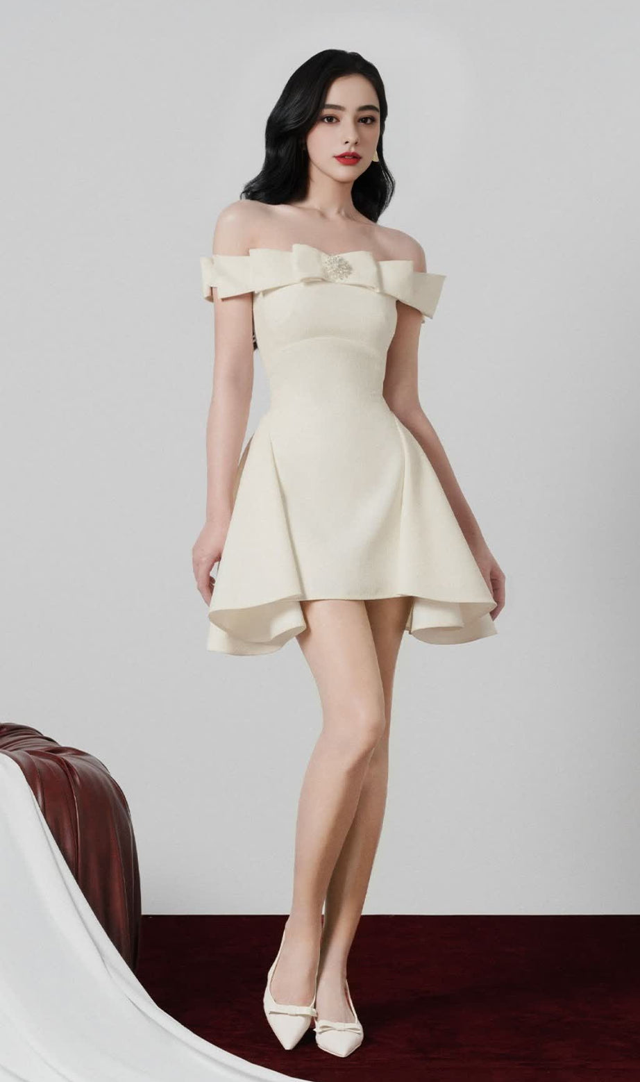 A-Linien-Minikleid aus Tweed mit offenen Schultern