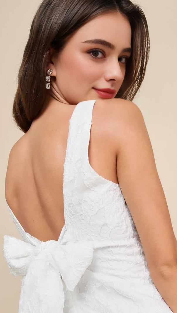 AIIZIE EXUBERANT ELEGANCE WHITE JACQUARD DROP WAIST MINI DRESS - product image