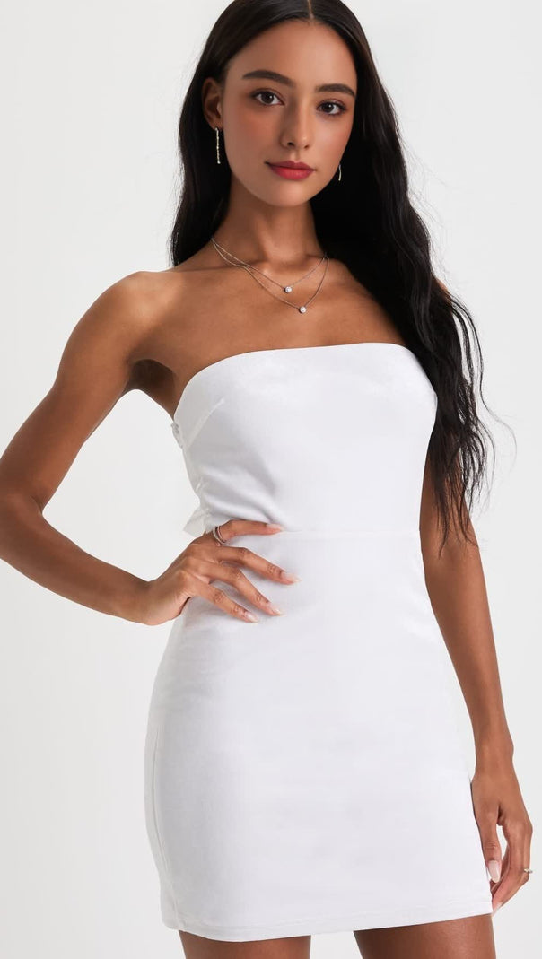AIIZIE STUNNING SITUATION WHITE VELVET STRAPLESS ORGANZA BOW MINI DRESS - product image