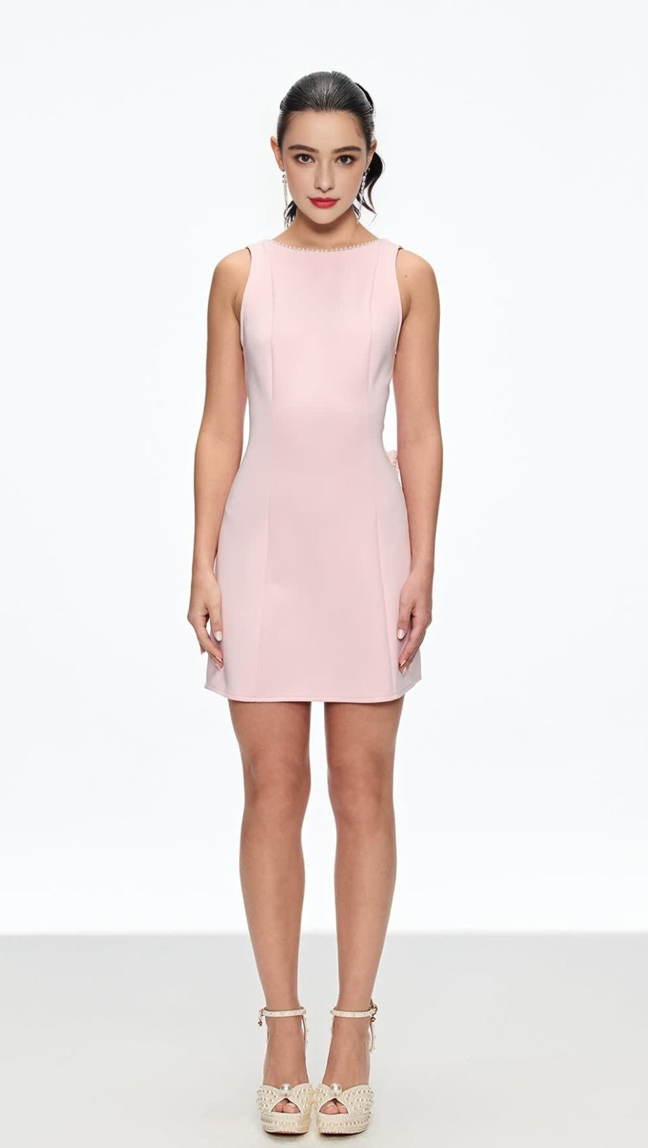 BERNICE PEARL BOW BACKLESS MINI DRESS IN PINK
