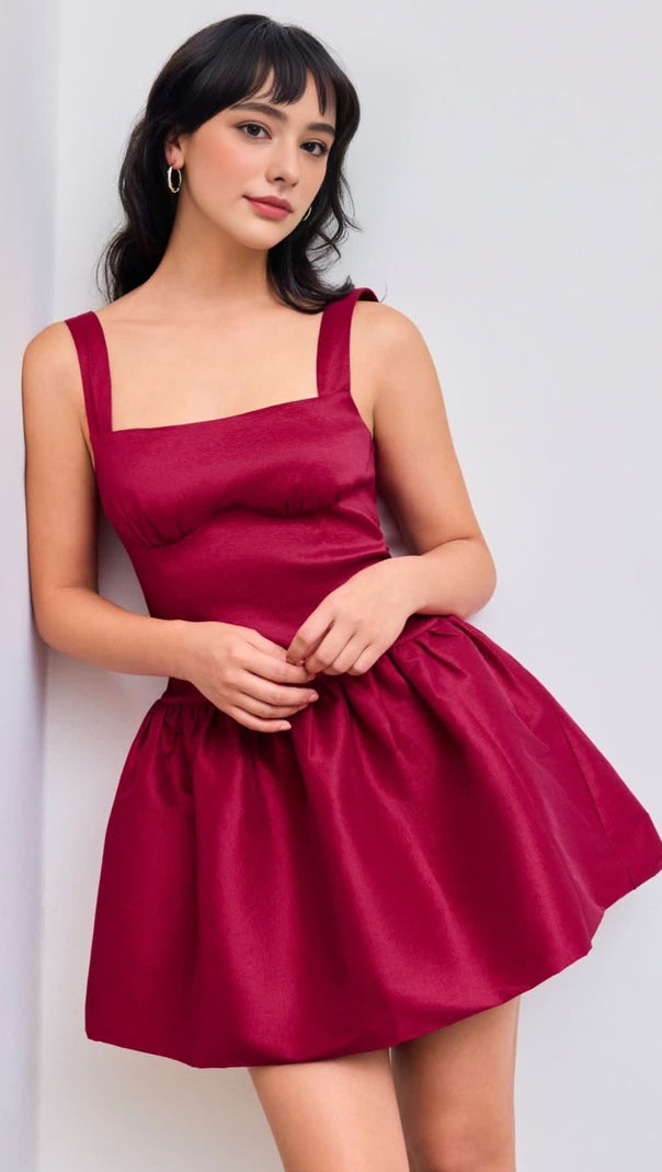 AIIZIE SQUARE NECK BOWKNOT ZIPPER MINI DRESS IN RED - product image