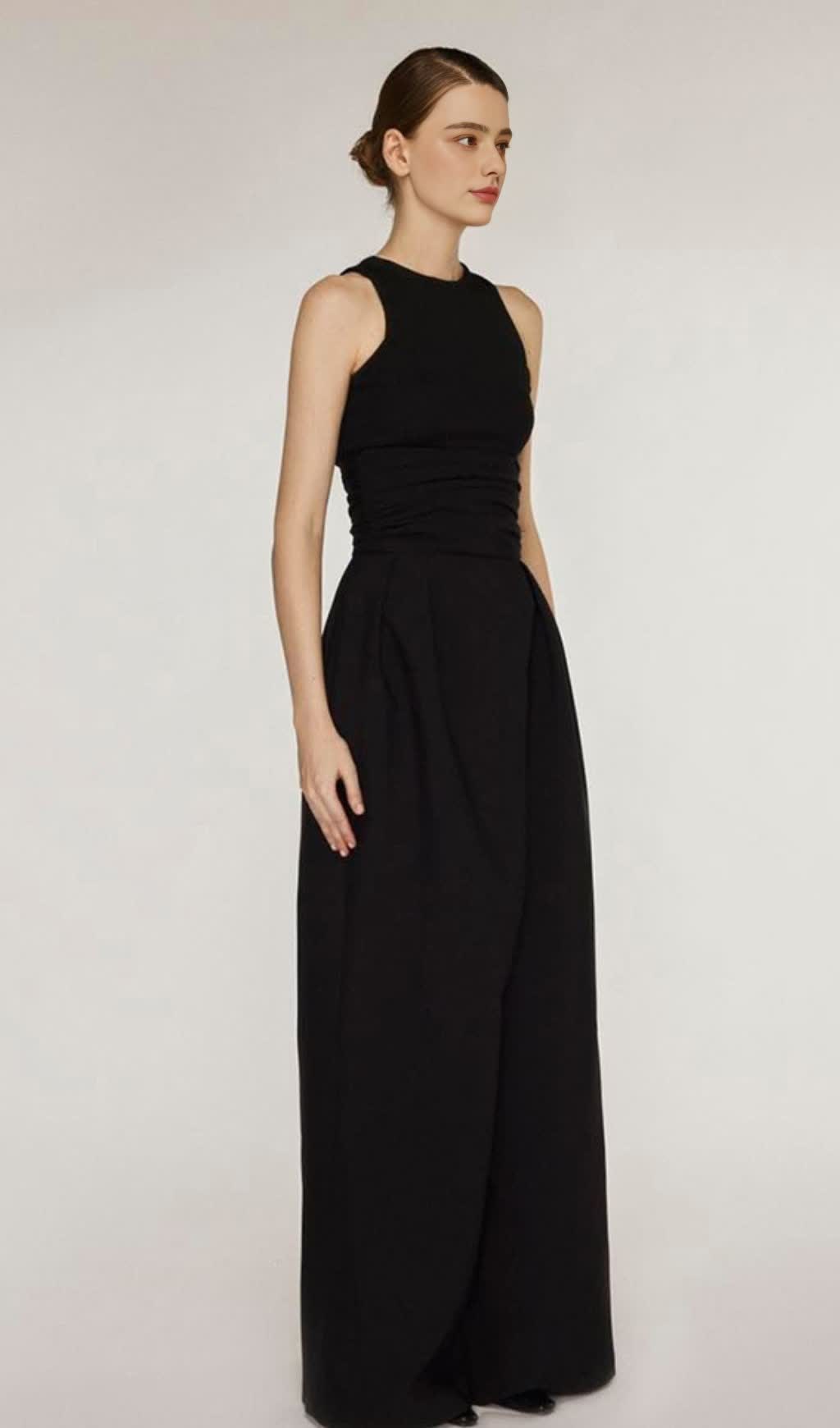 Ärmelloses Stretch-Tanktop-Set mit Bundfaltenhose in Schwarz