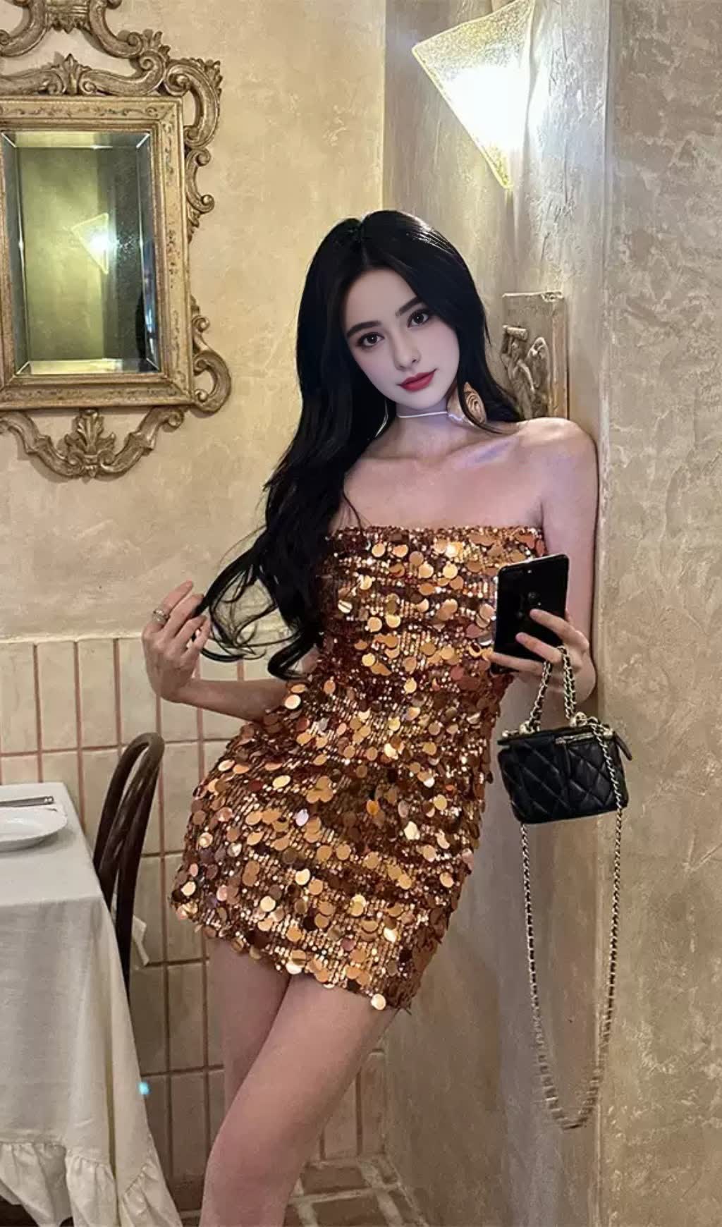 GOLDEN SEQUIN STRAPLESS HOCO MINI DRESS