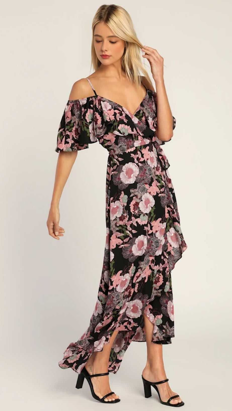 Schulterfreies Maxi-Wickelkleid mit Bloomed-Blumenmuster in Schwarz