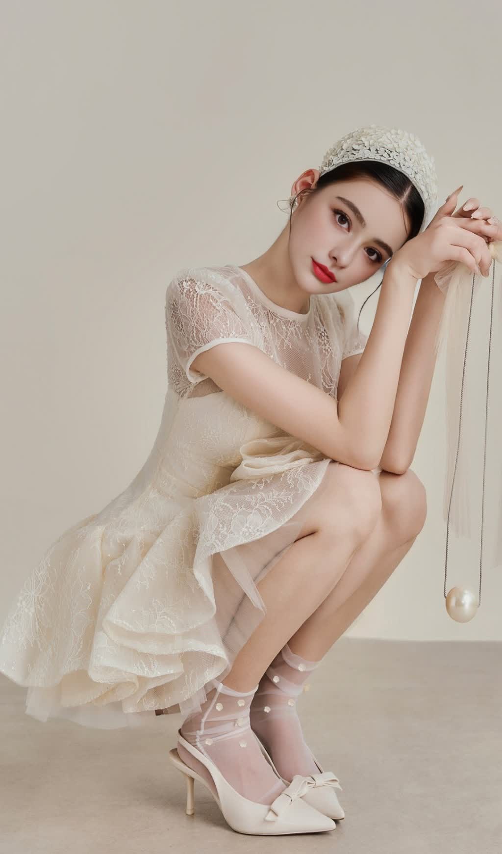 KELLY SEQUIN LACE PUFFY MINI DRESS IN WHITE