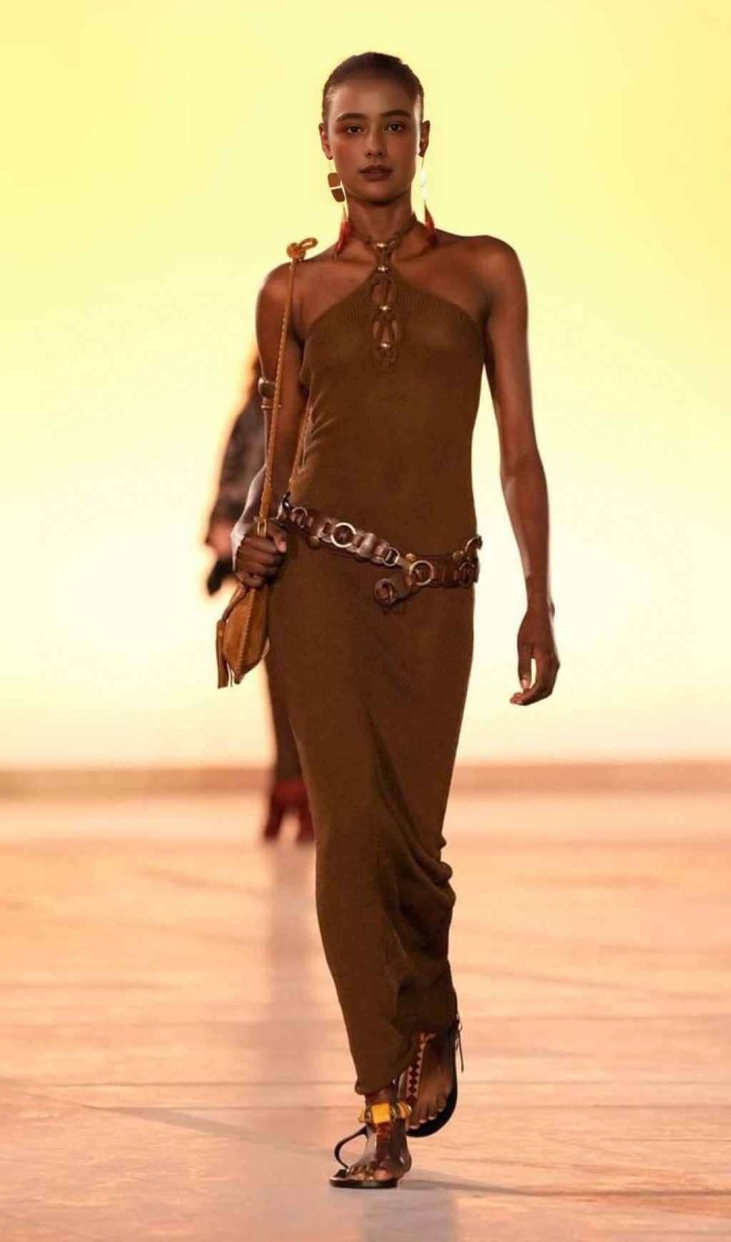 HALTER KNITTED  MAXI DRESS