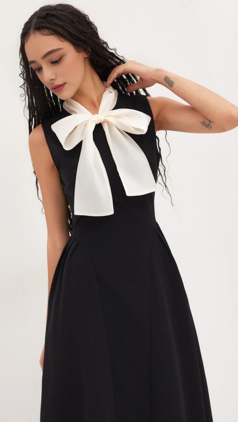 TWO TONE BOW TIE RUFFLE MIDI DRESS