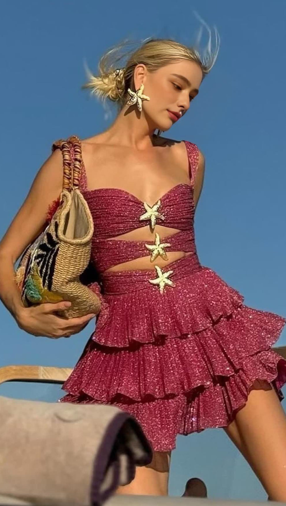 Minikleid mit Seestern-Ausschnitt