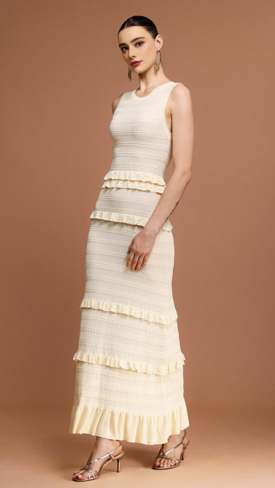 TRISTA ROUND NECK SLEEVELESS FOLDS MAXI DRESS