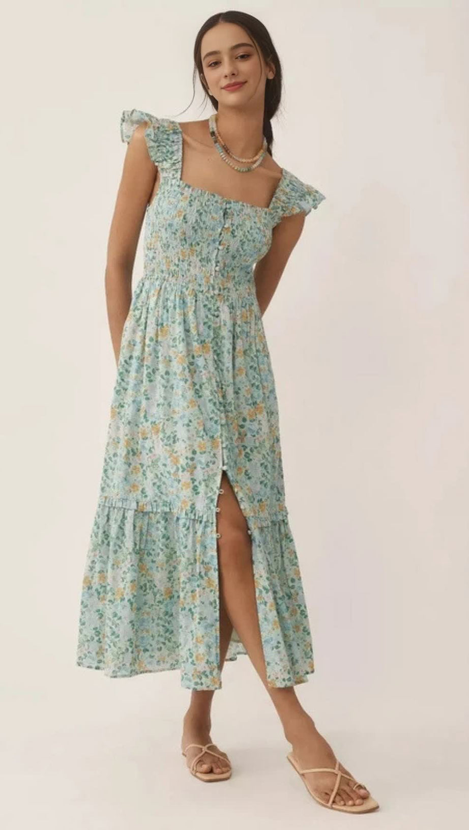 Blaues Midikleid mit Blumenmuster und Rüschen und quadratischem Ausschnitt 