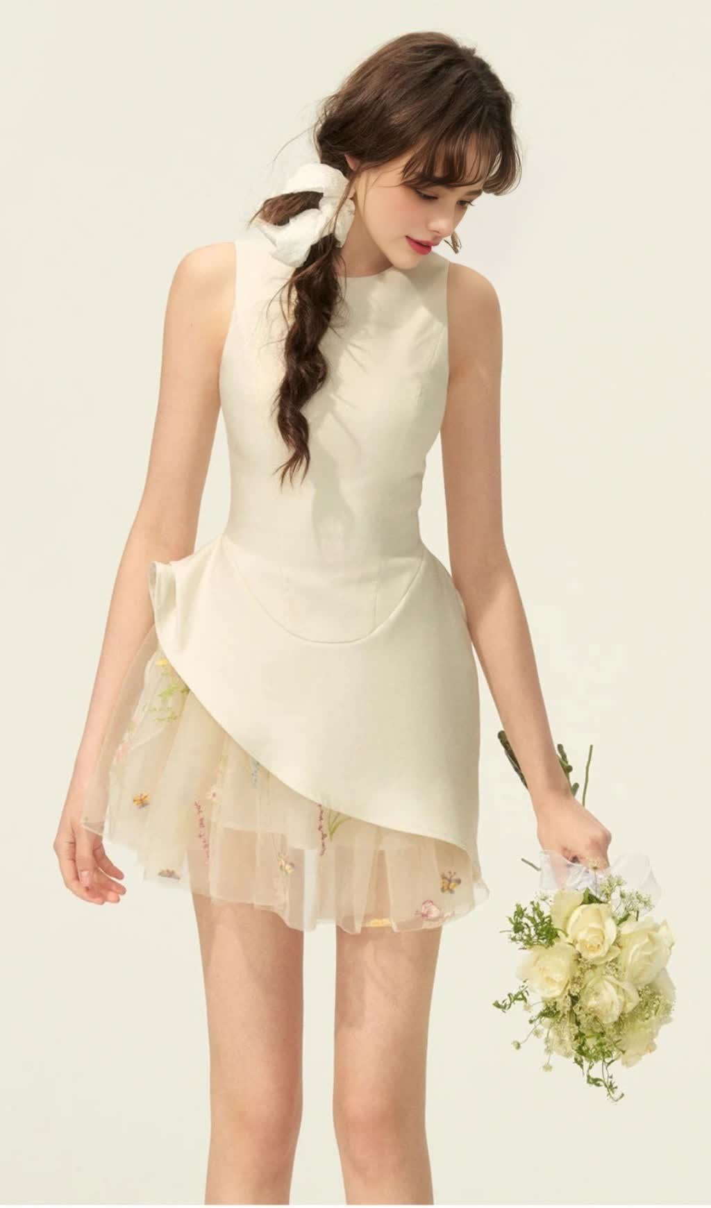 MINI ABITO A STRATI FLOREALI LIECHTI