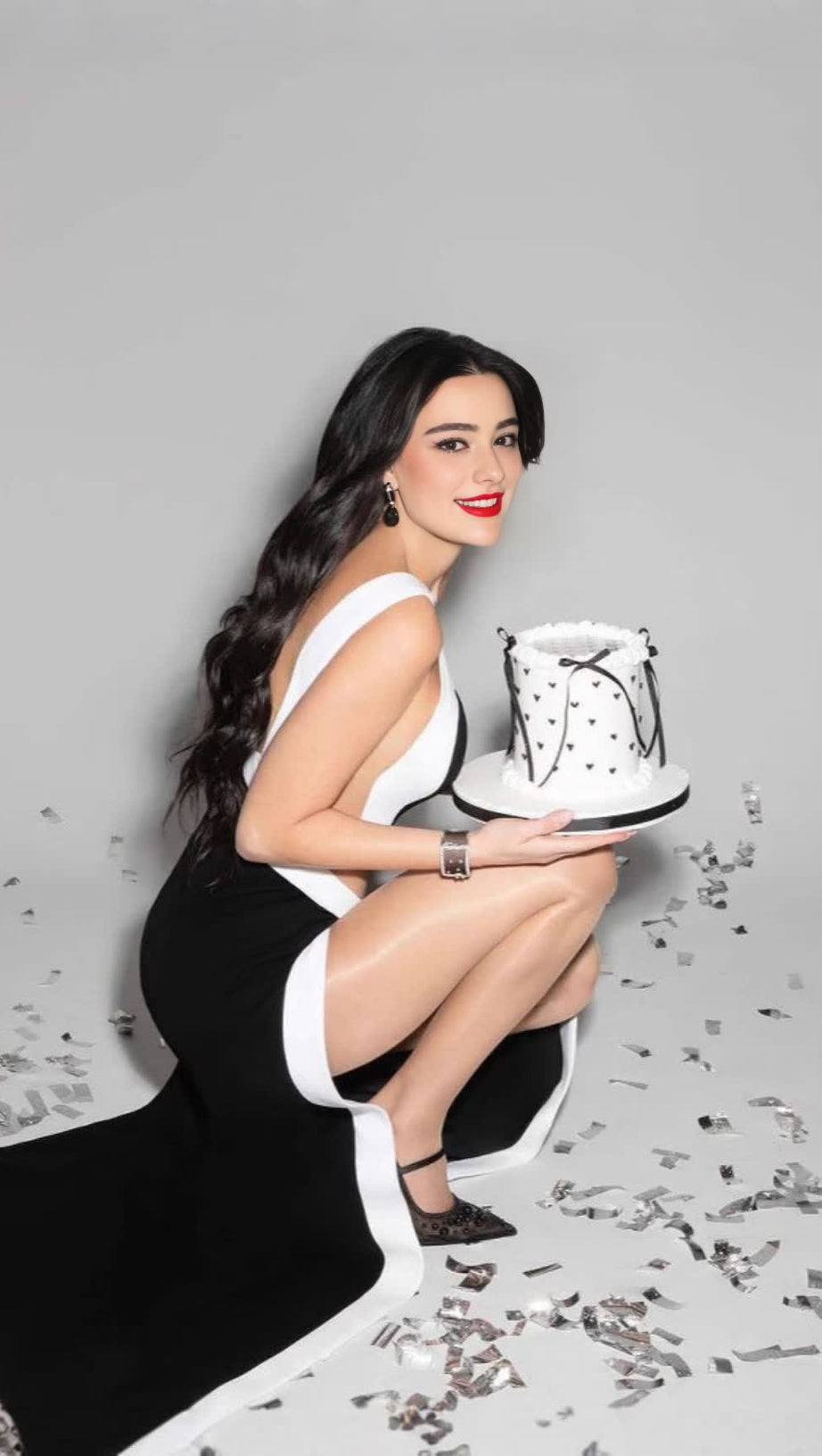 STRETCH ONE SHOULDER HIGH SLIT MAXI DRESS IN BLACK