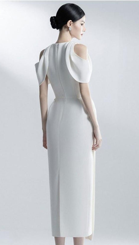 CHAELI WEISSES MIDIKLEID MIT VERZIERUNG