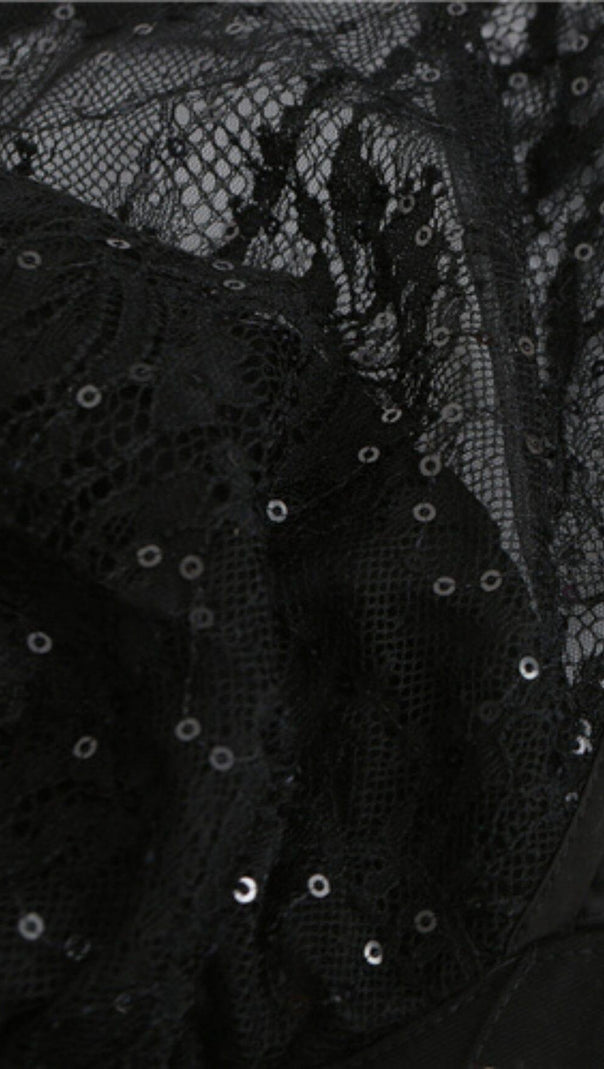 AIIZIE LACE STITCHING HATERNECK TUBE TOP IN BLACK - product image
