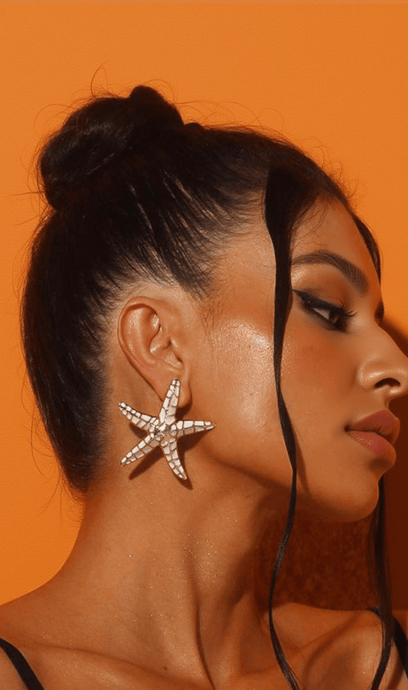 Shepherd Starfish Earrings In Beige