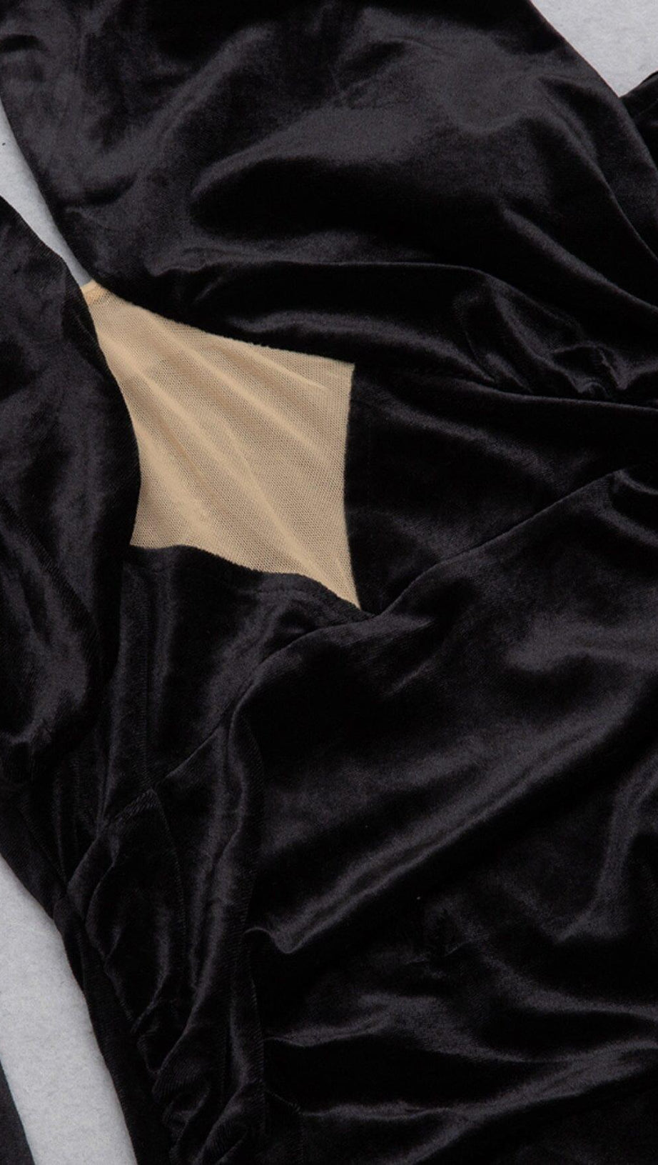 OFF SHOULDER PLEATED DRESS IN BLACK