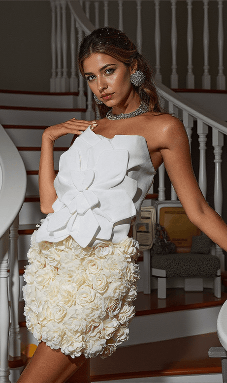 Bayard Strapless Flower Top In White