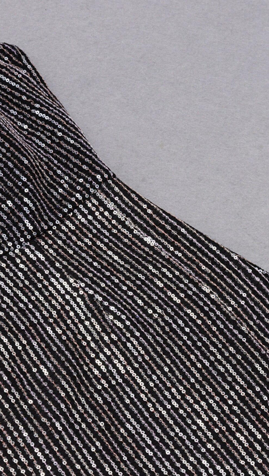 SEXY SEQUINED DRESS IN BLACK