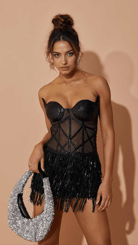 Nidia – Ovale Tasche mit Pailletten in Silber