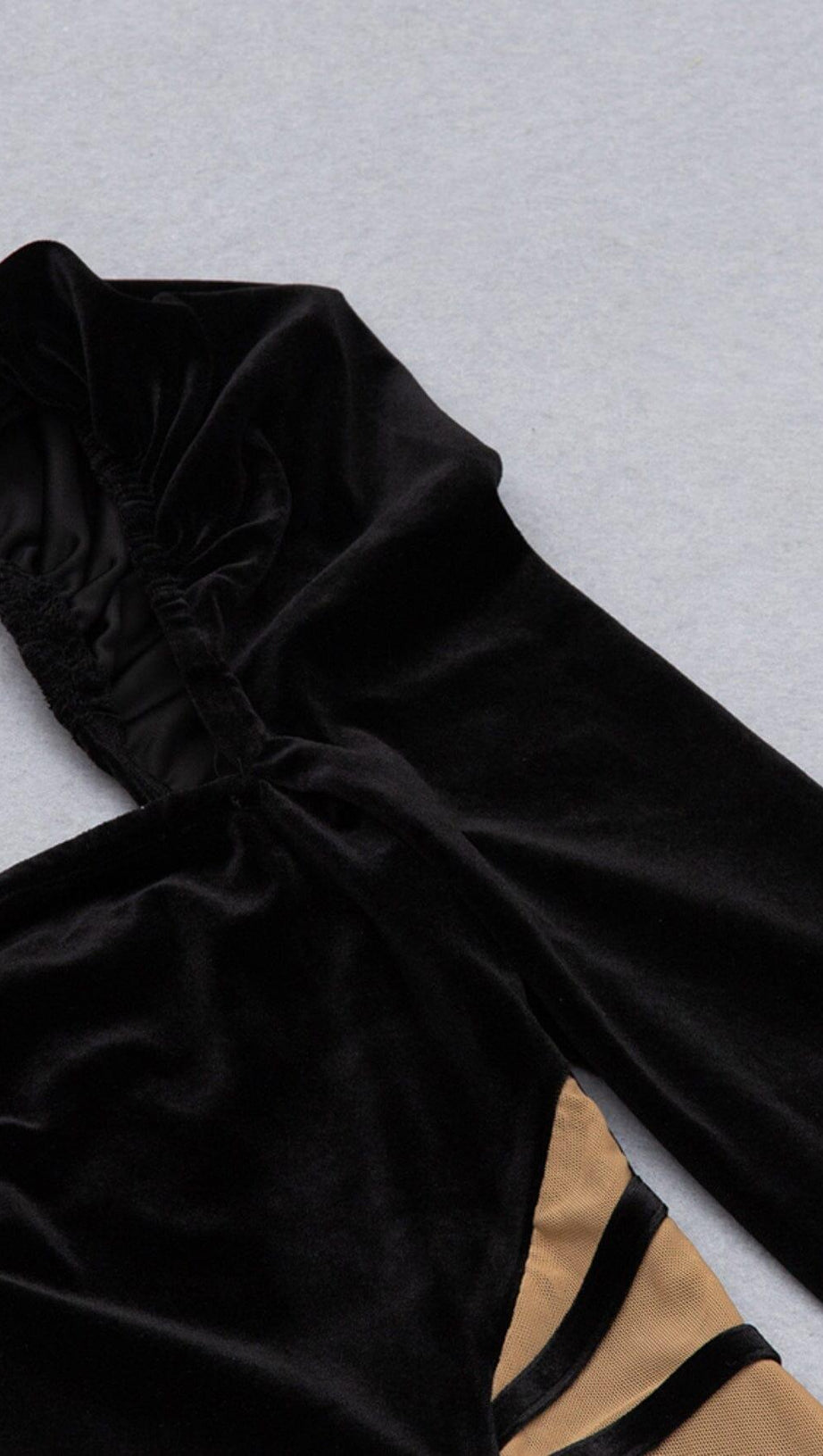 LONG SLEEVE BODYSUIT IN BLACK