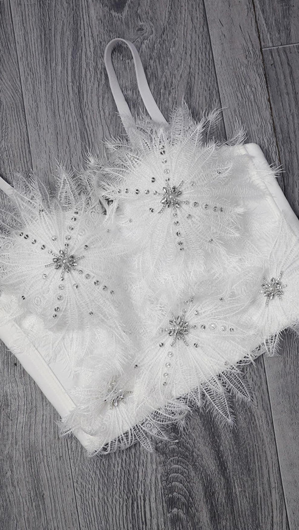 AIIZIE DIAMOND FEATHER CORSET TOP IN WHITE - product image