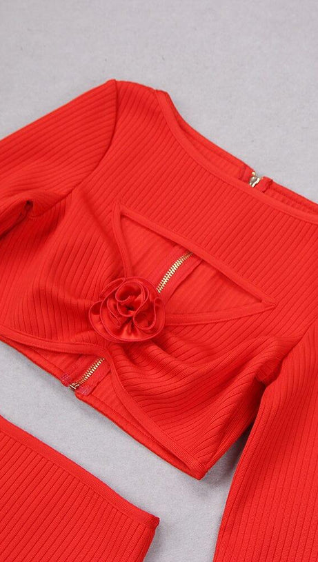 CUTOUT LONG SLEEVE  MIDI DRESS IN RED