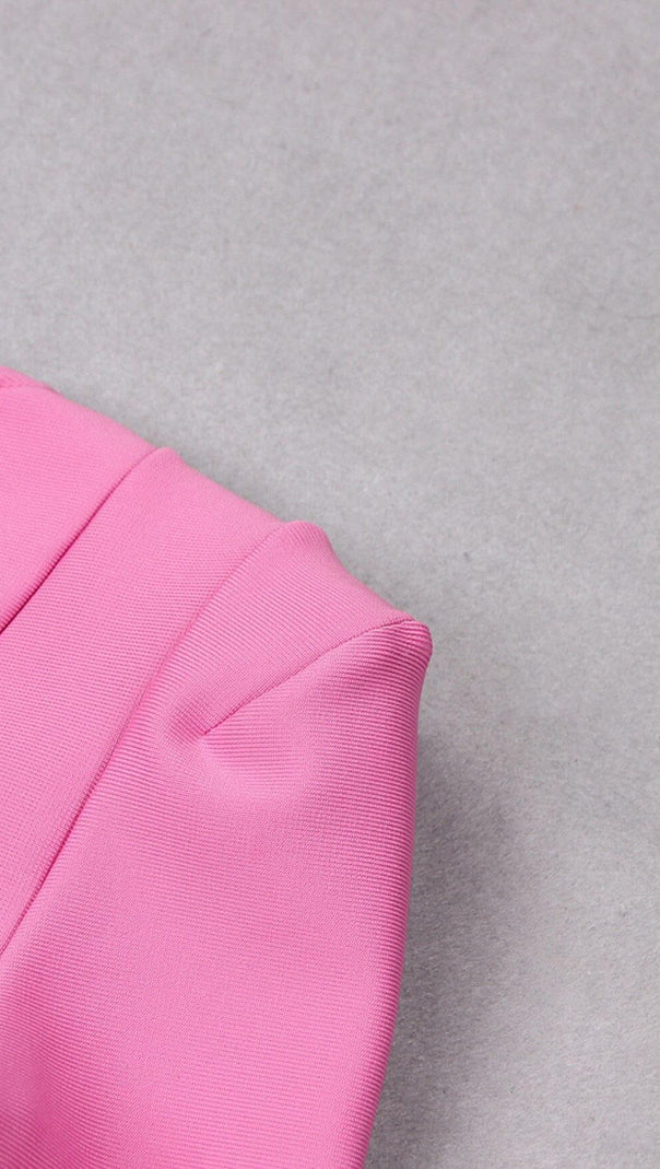MIDIKLEID MIT ECKIGEN SCHULTERN UND KORSETT IN PINK