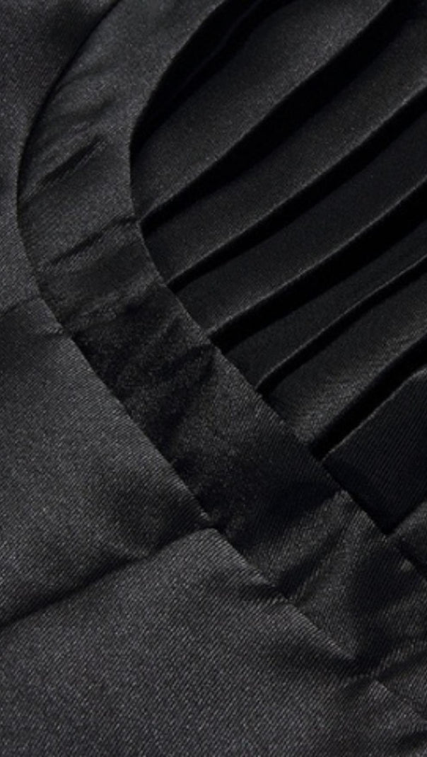 AIIZIE SQUARE NECK PUFF SLEEVE DRESS IN BLACK - product image