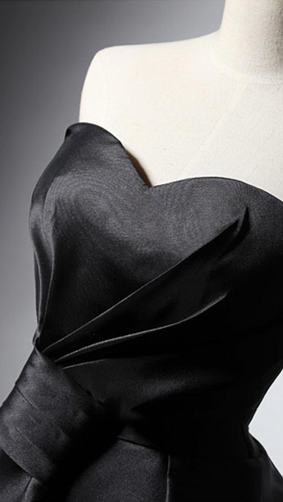 STRAPLESS SATIN MIDI DRESS IN BLACK