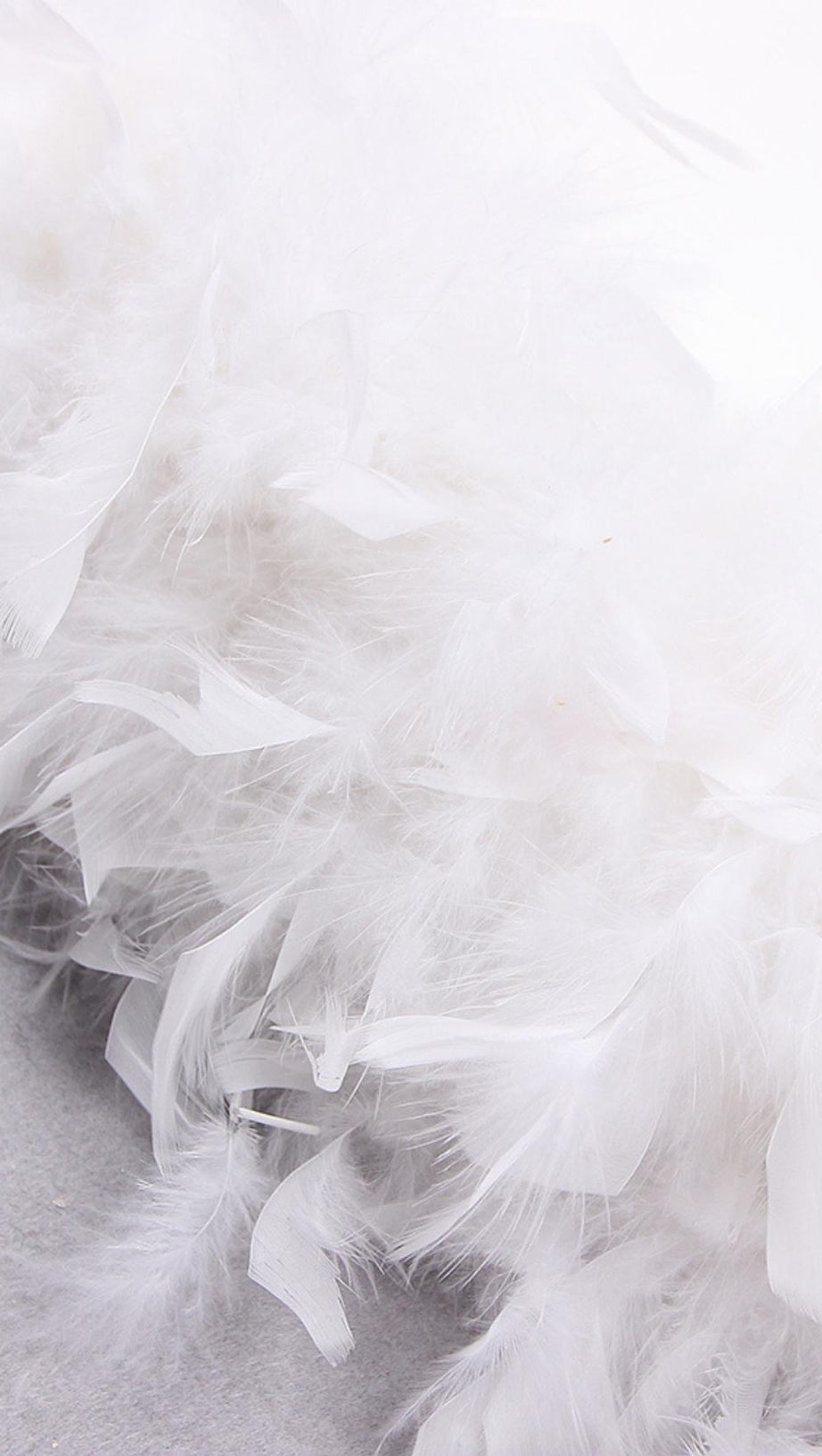 MINI ABITO BLAZER A MANICHE LUNGHE IN PIUME BIANCHE