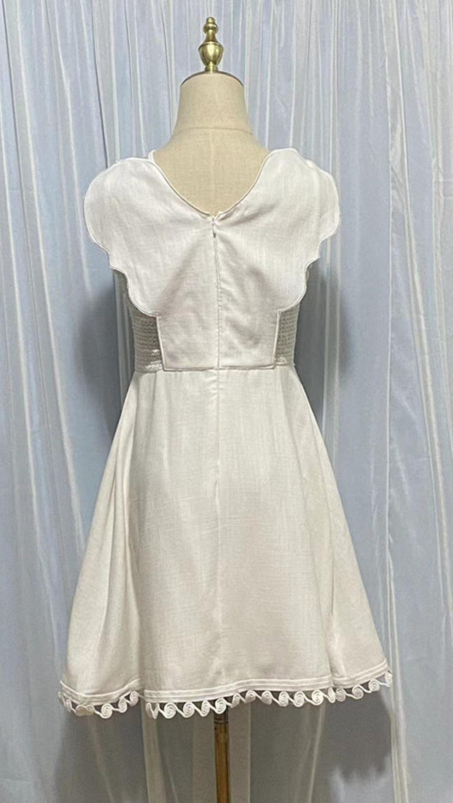 WHITE BUTTERFLY EMBROIDERY MINI DRESS