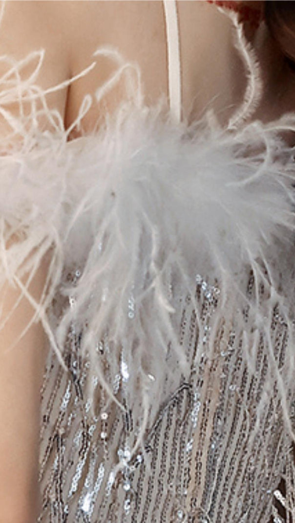 Champagnerfarbenes Maxikleid mit Feder-Pailletten