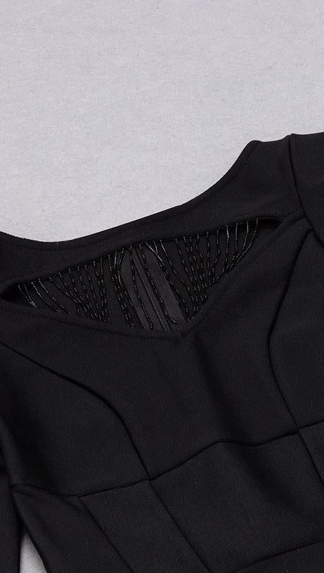 CUT OUT LONG SLEEVES MIDI DRESS IN BLACK