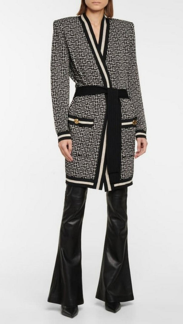 AIIZIE LONG SLEEVES PATTERN COAT - product image