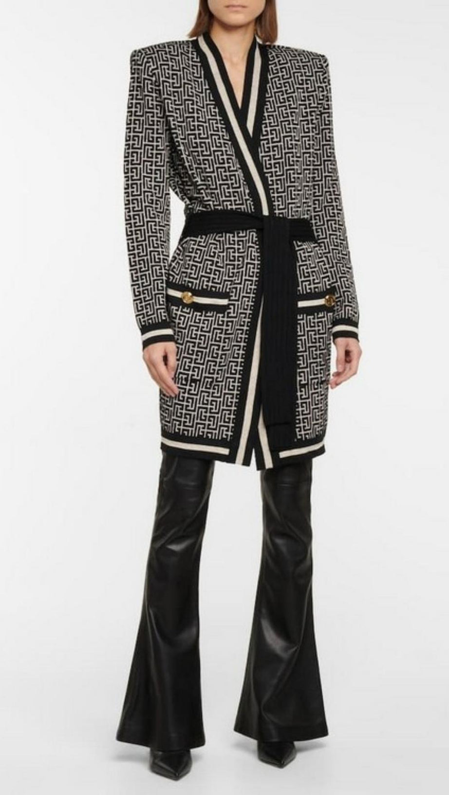 LONG SLEEVES PATTERN COAT