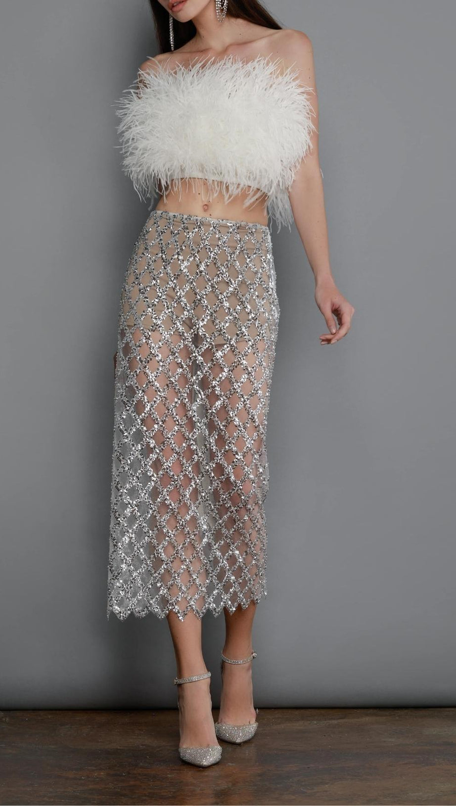 FEATHER SEQUIN TWO PIECE SET IN WHITE