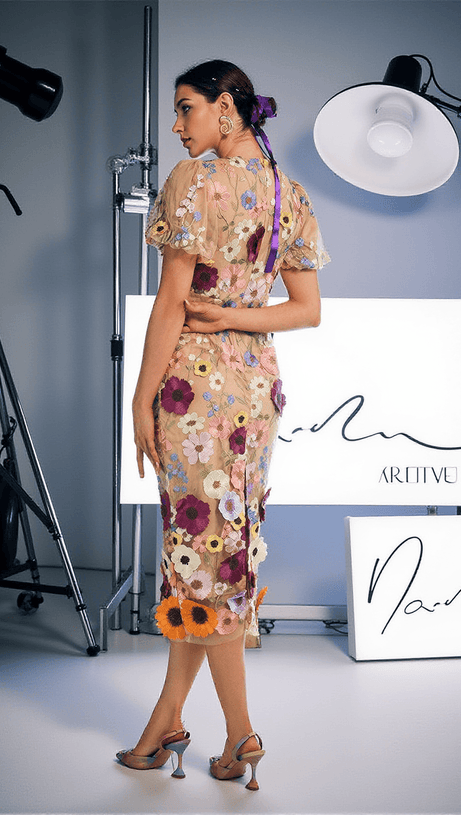 GRAYSON FLOWER EMBROIDERED MIDI DRESS IN APRICOT