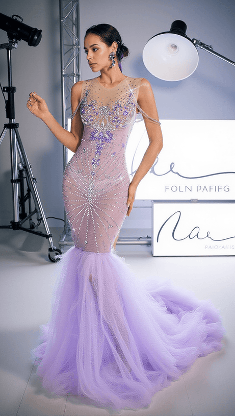 ABITO LUNGO CON PIUME E STRASS CHAVIV