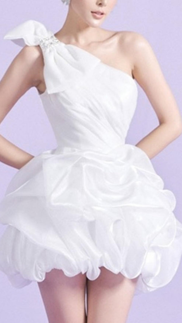 AIIZIE WHITE ONE SHOULDER BOWKNOT MINI DRESS - product image