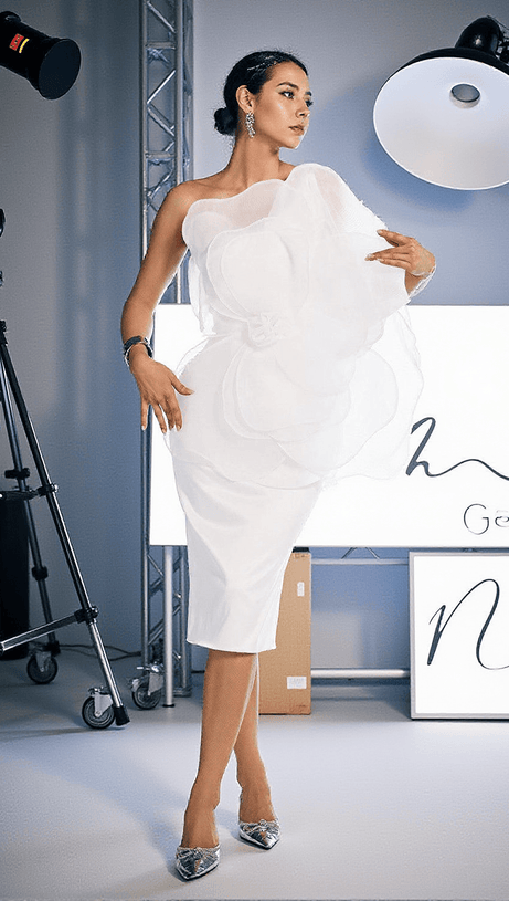 ABITO MIDI IN RASO CON FIORI E MONOSPALLA GANNON