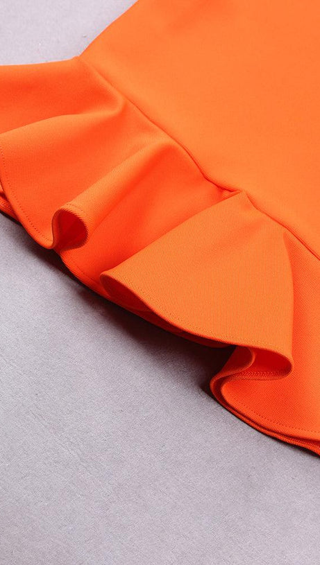 BODYCON STRAPLESS MIDI DRESS