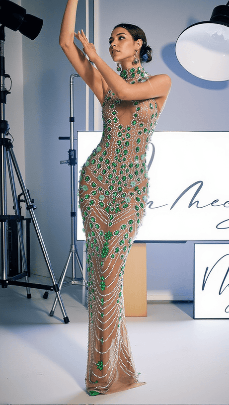 ABITO LUNGO CON STRASS AHAVA