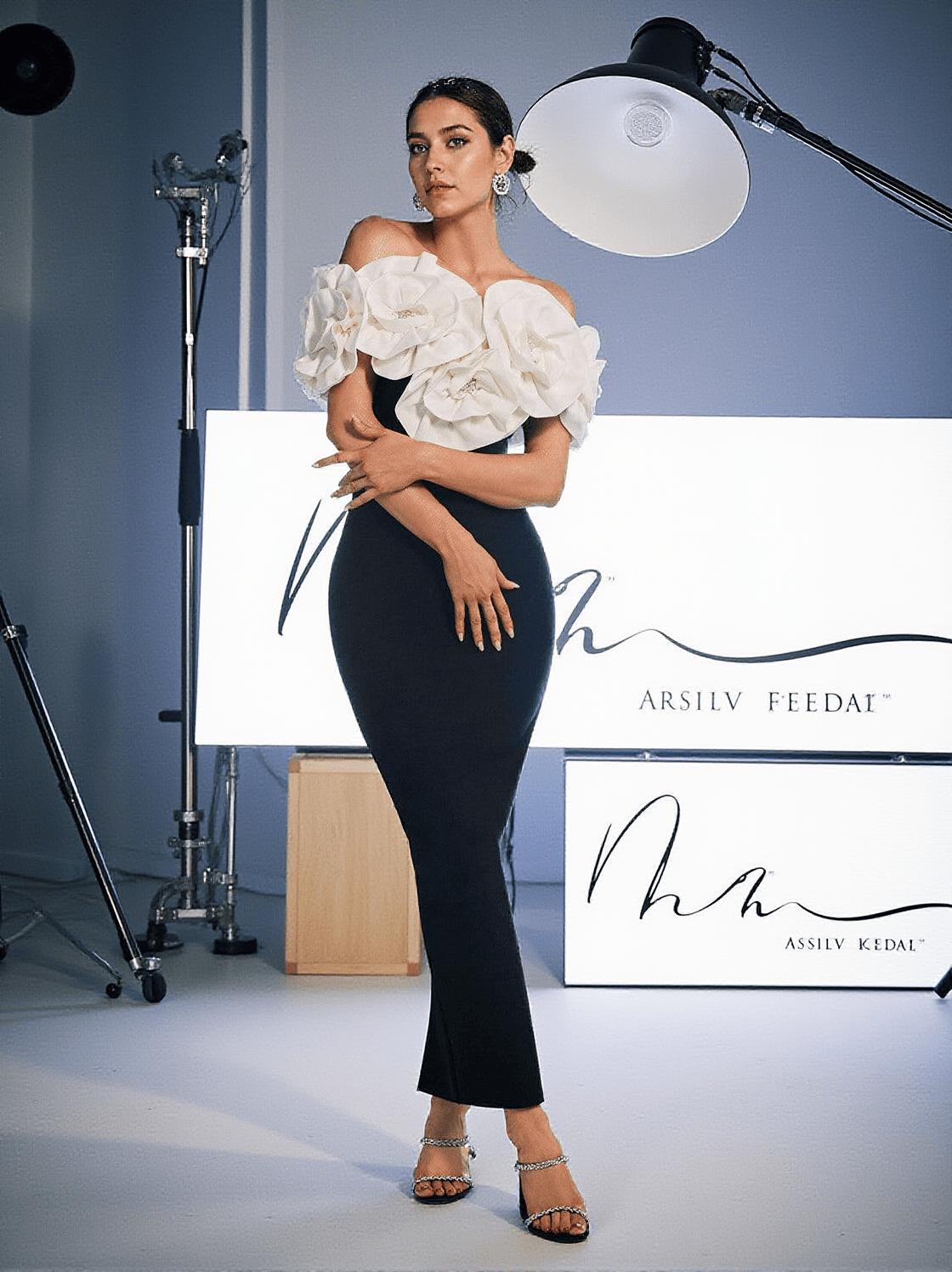 CREED OFF SHOULDER FLOWER BANDAGE DRESS