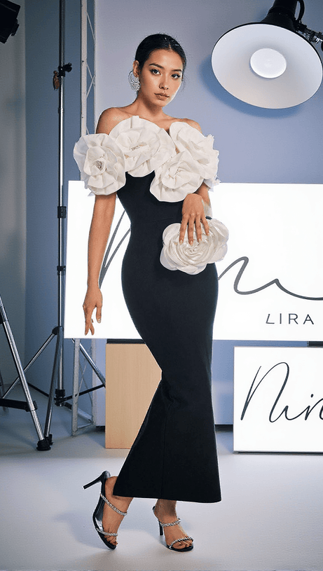 Creed – Schulterfreies Bandage-Kleid mit Blumenmuster