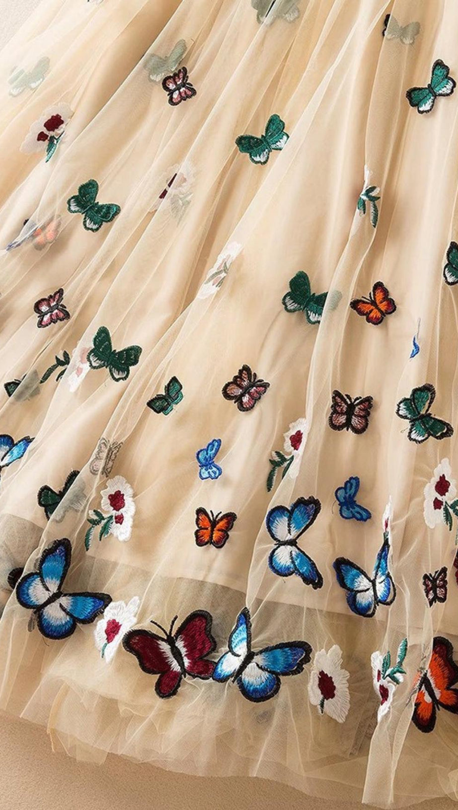 BUTTERFLY LACE MIDI DRESS IN BEIGE