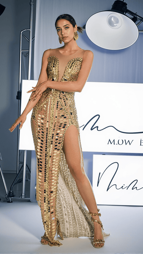 BRYCEN SCOOP NECK ACRYLIC SPLIT MAXI DRESS