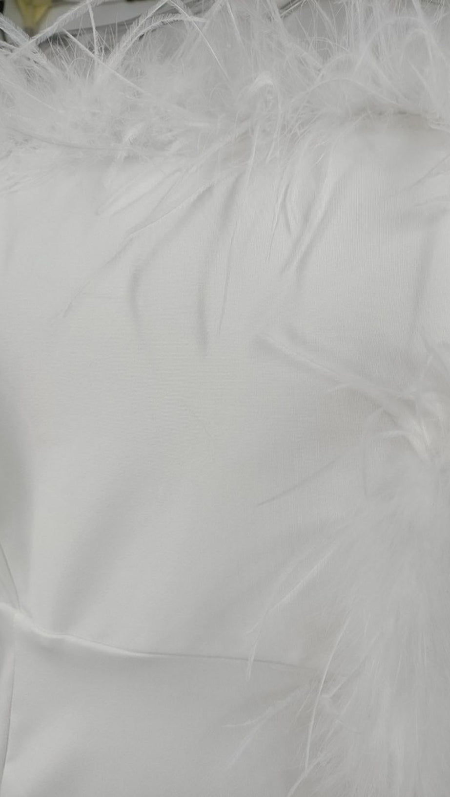 FEATHER STRAPLESS MAXI DRESS IN WHITE