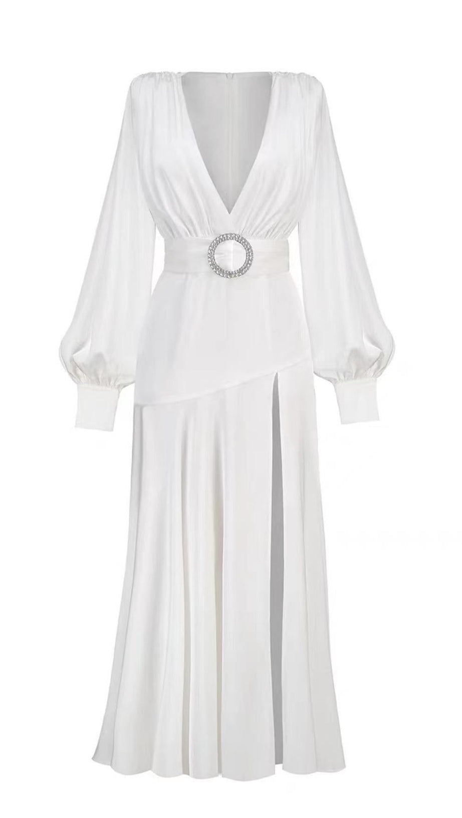 ABITO LUNGO A MANICHE LUNGHE CON SCOLLO A V IN BIANCO