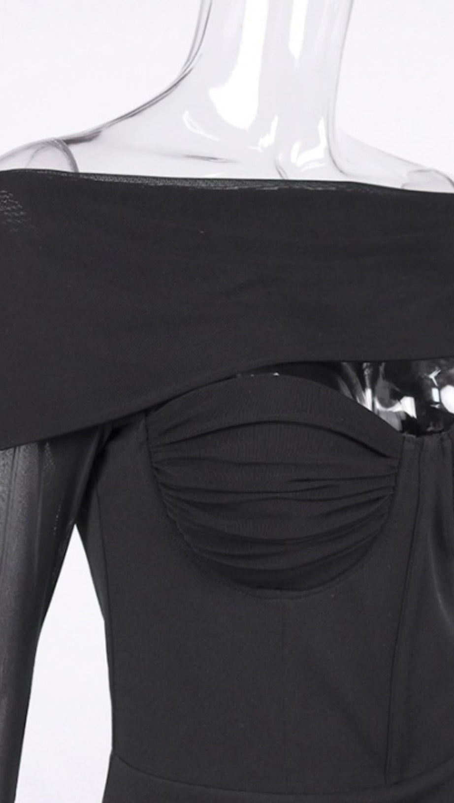 CUT OUT BODYCON MINI DRESS IN BLACK